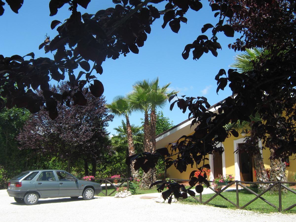 B & B Oasi Rosciano  Exterior photo